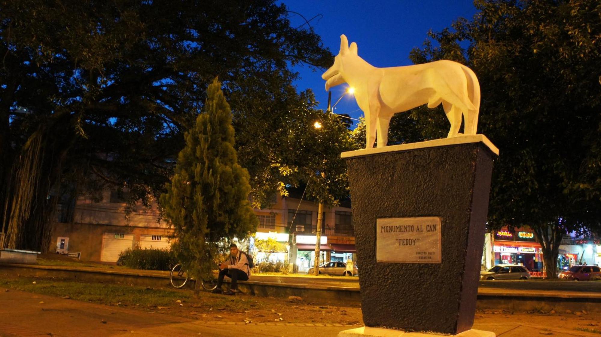 Hotel Parque Del Perro Кали Экстерьер фото